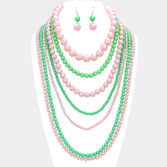 Jewelry - Pink & Green Multi Layered Pearl Strand Statement Necklace